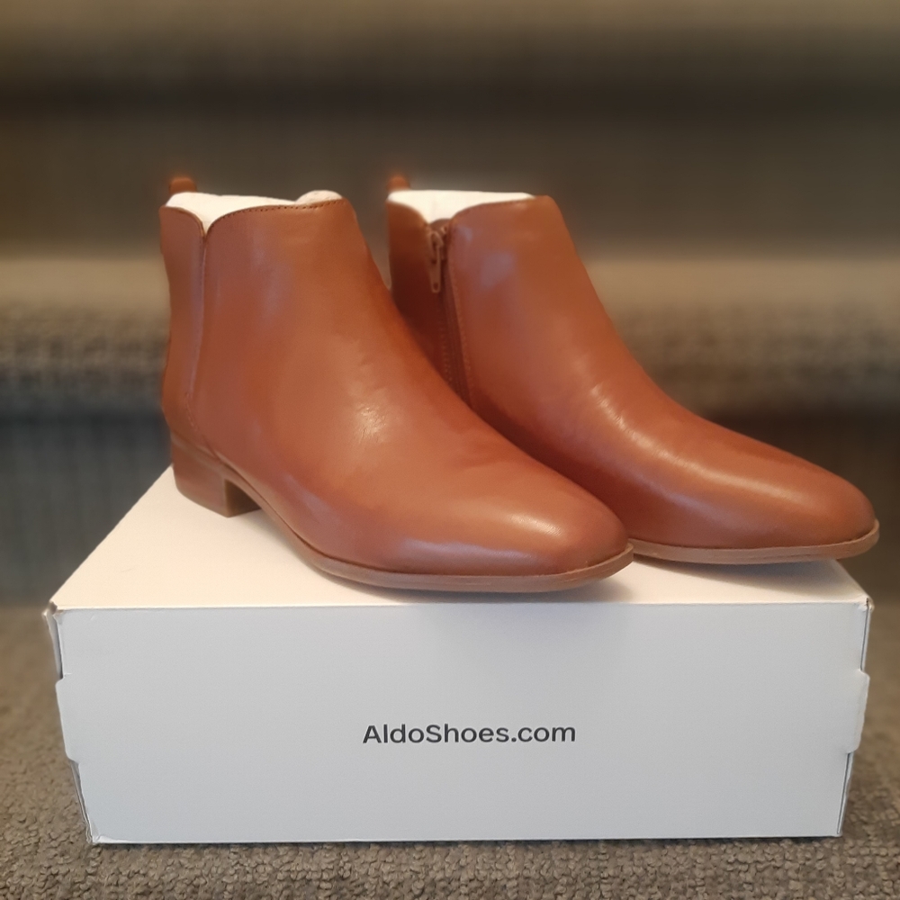 ALDO ankle boot Verity in rust brown, size 8.5 NWT